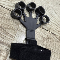 Hand gripper, Wrist exerciser & Finger Trainer (Pack of 3)
